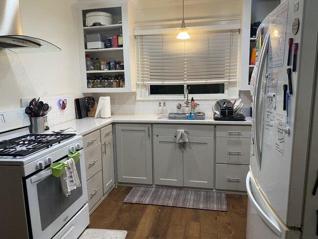 Kitchen - 1845 Junipero Ave Unit Front House