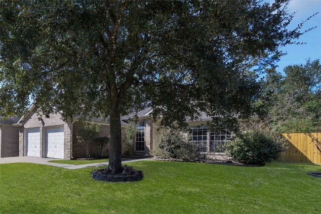 Photo - 27186 Kings Manor Dr S