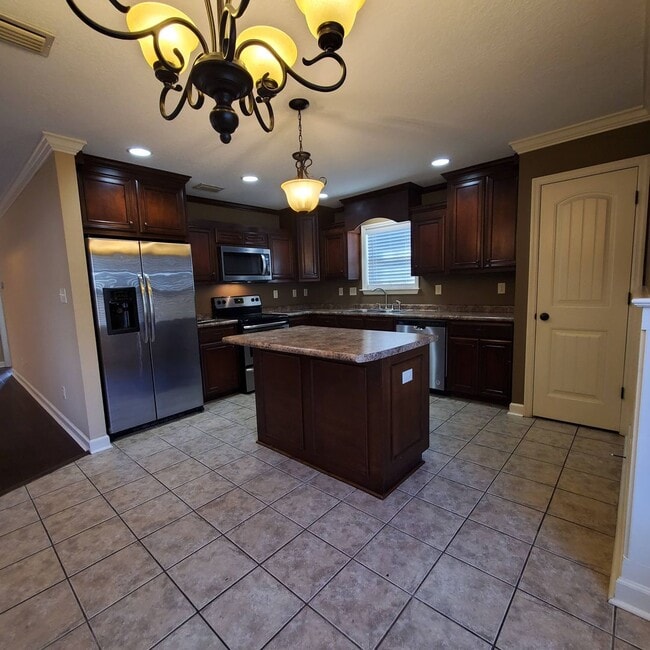 Photo - Charming 3-Bedroom Home with Modern Amenities in Hahira, GA