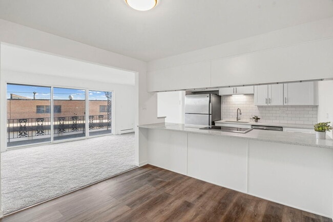 Photo - 917 S 8th Ave Unit 9