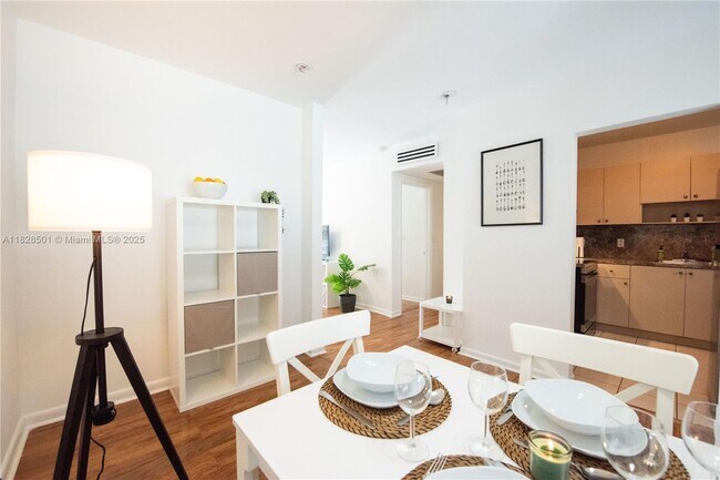 Photo - 1150 Euclid Ave Unit 205