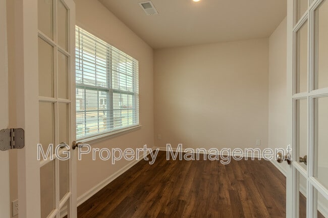 Photo - 11021 Austin Estates Dr