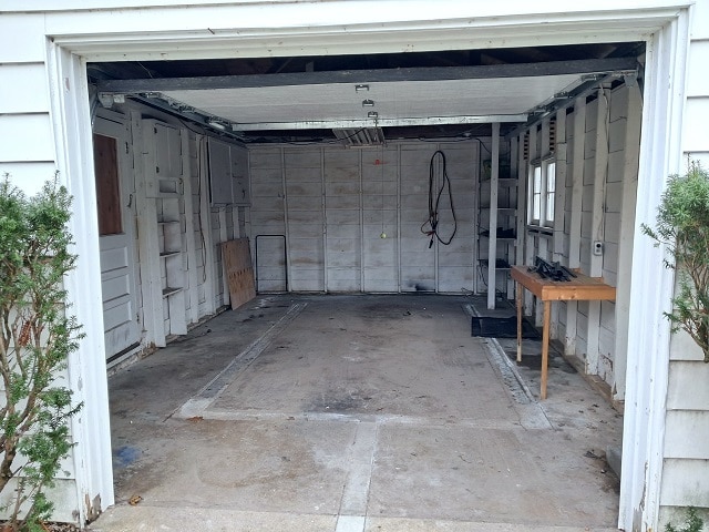 Photo - 220 Hunter Dr