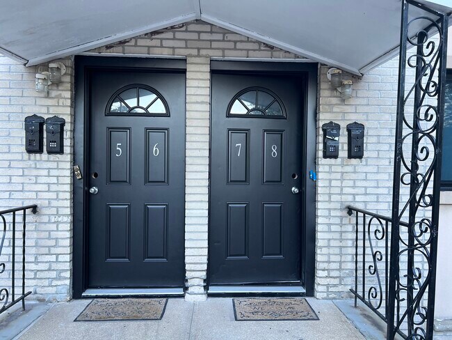 15 Willis Pl
