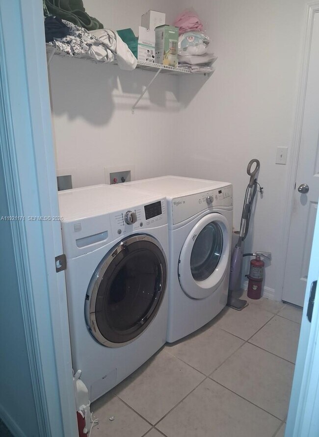 Photo - 336 Towns Cir