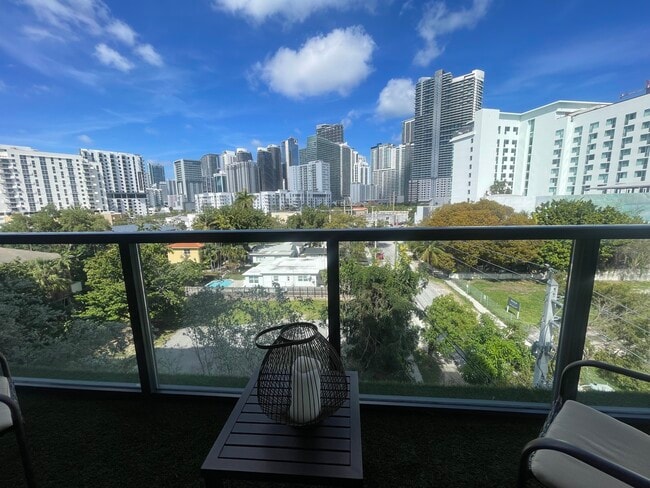 Photo - 201 SW 17th Rd Unit 6