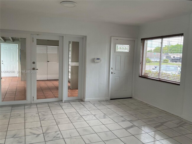 Photo - 8830 SW 200th St