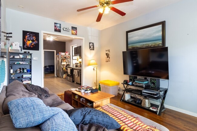 Photo - 1845 N Albany Ave