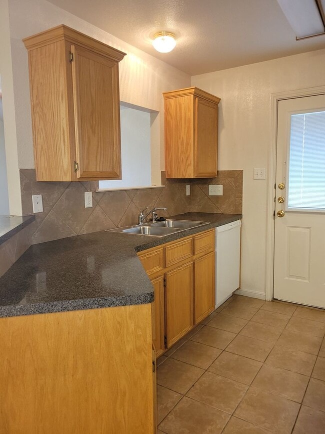 Photo - 1507 Nicholas Cir Unit A-STILL OCCUPIED BY RESIDENT