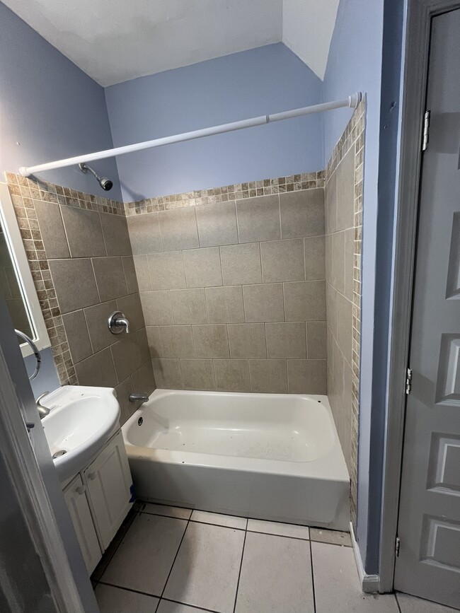 Building Photo - 3400 E Baltimore St Unit 2