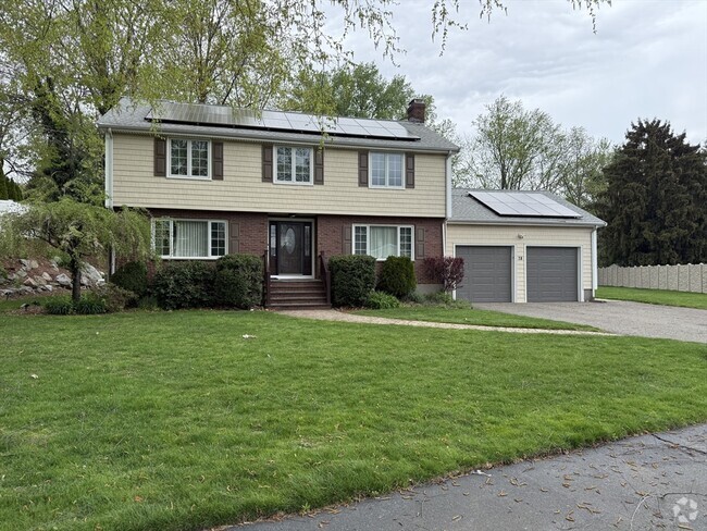 Building Photo - 78 Rosewood Dr Rental