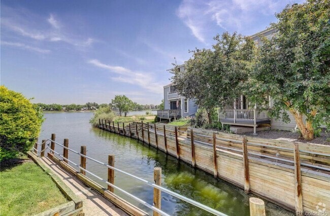 Building Photo - Lake Views in the City! **Move-In Special** Unit 11 Rental