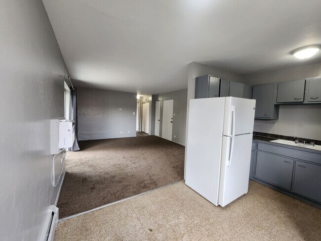 Photo - 1994 Elmira St