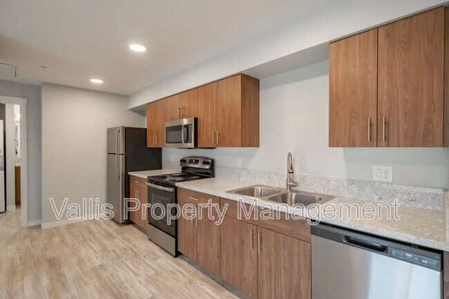 Photo - 13001 S Crompton Lane