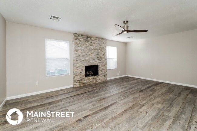 Photo - 1127 Swan Lake Rd