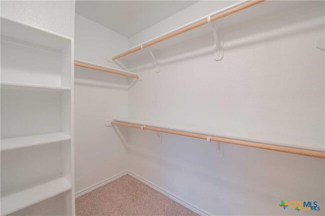 Building Photo - 6201 Flag Stone Dr