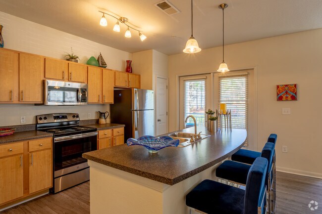 2BR,2BA