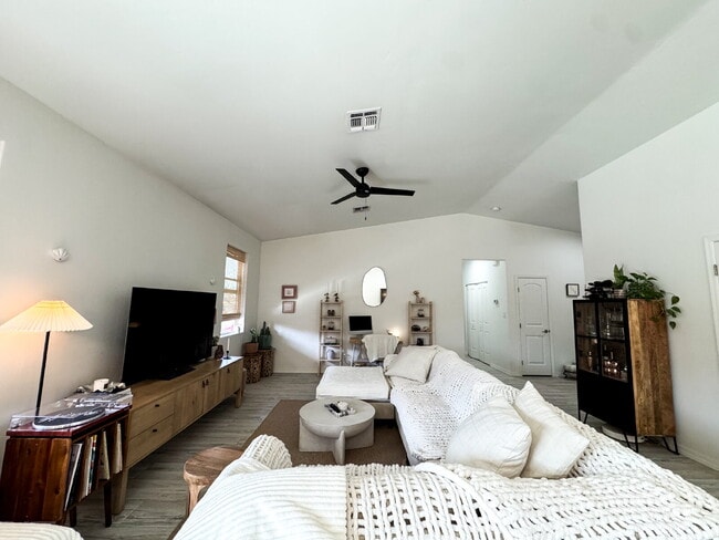 Photo - "Spacious 4-Bedroom, 2-Bathroom home in Prime Yuma!"