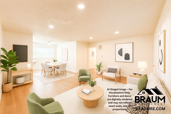 Building Photo - 13115 Oxnard St Unit 4