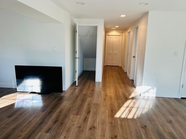 Photo - 43 Toscano Wy