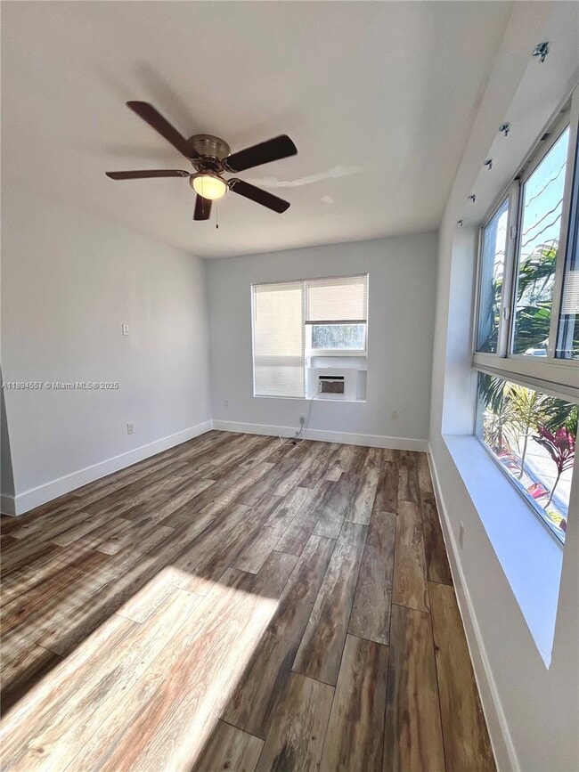 Photo - 1036 SW 5th St Unidad 2