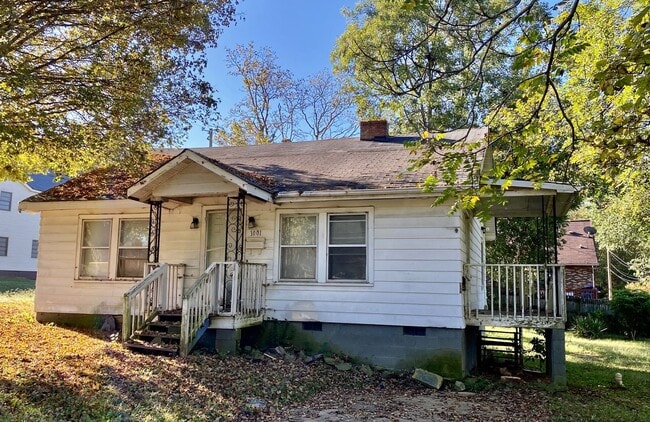 Photo - 3 Bedroom House! Coming soon!