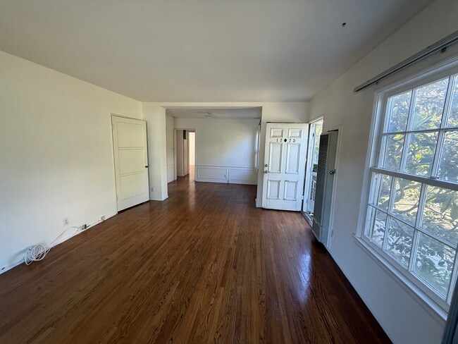 Living Room/Dining Room - 1775 Kelton Ave Unit Like a Small House