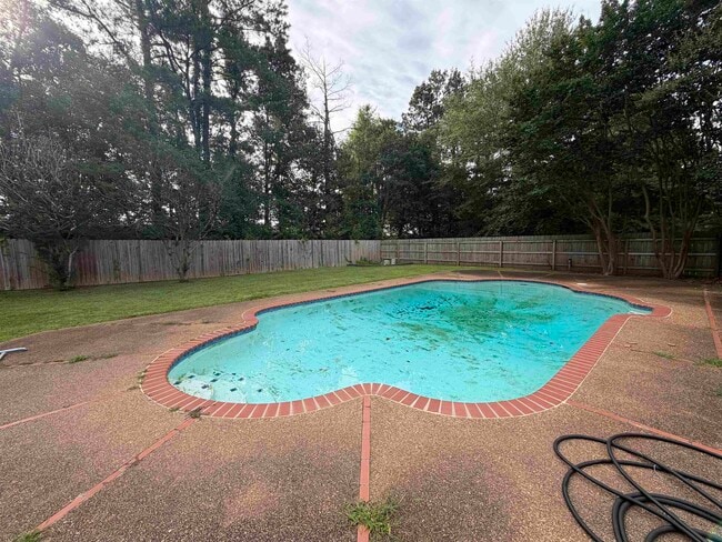 Photo - 956 Rolling Oaks Ln