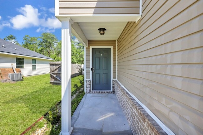 Photo - 203 Grandview Dr