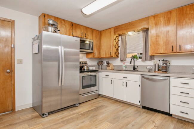 Photo - 3810 Gulley Ave