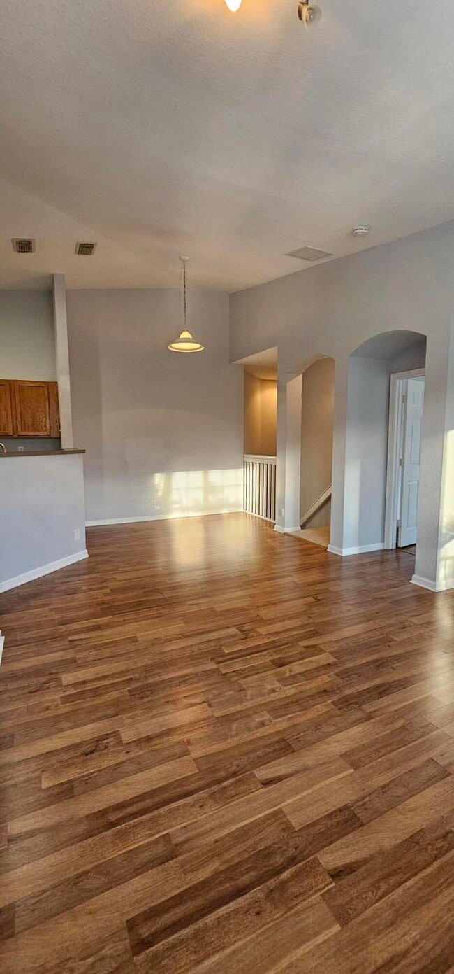 Photo - 3078 Laurel Ridge Cir