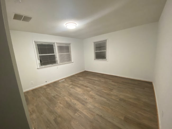 Photo - 4xxx Lees Corner Rd