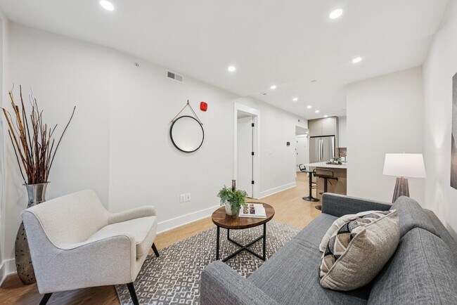 Photo - 2134 Wisconsin Ave NW