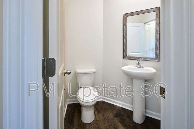 Photo - 753 Embark Cir