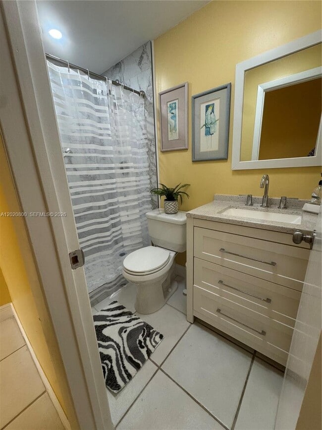 Photo - 8605 SW 106th St Unidad B