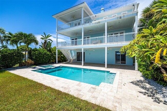 Photo - 821 Bay Point Dr