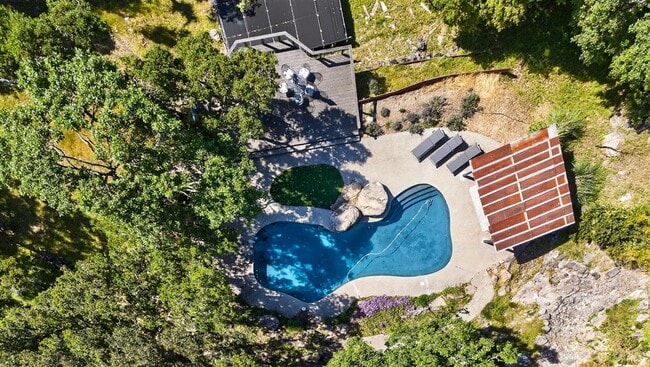 Building Photo - 3662 Lovall Valley Rd