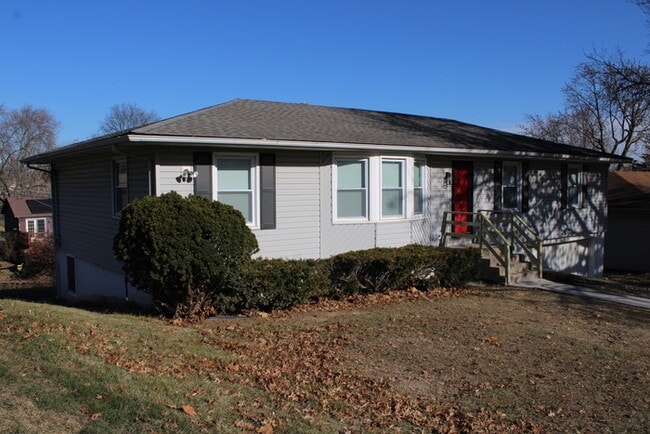 Photo - Beautiful 4-bedroom, 3 full baths home located in Independence, MO