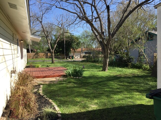 Photo - 1405 Green Forest Dr