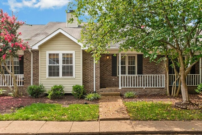 Photo - 137 Pepper Ridge Cir
