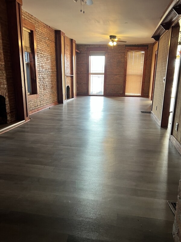 Photo - 425 N Brady St