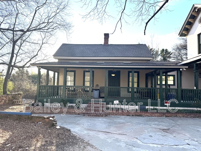 Photo - 253 Sydney Street or 507 Hill Street