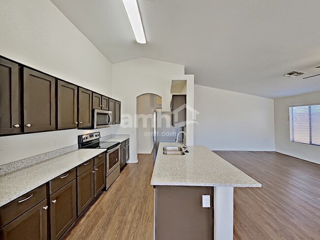 Photo - 7547 W Vermont Ave