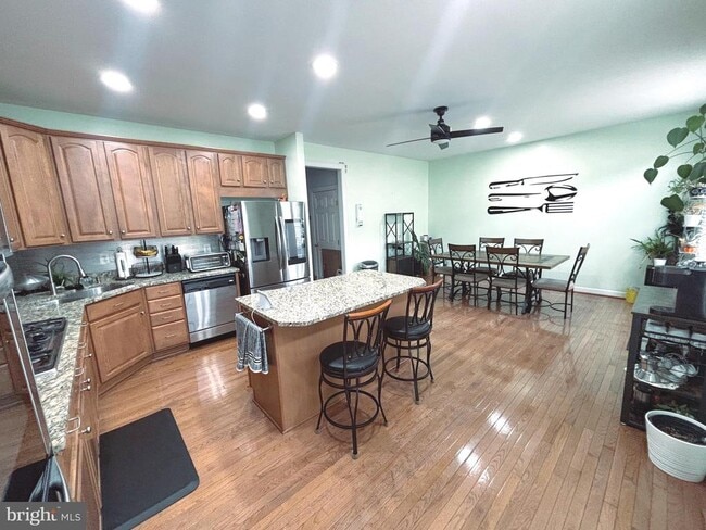 Photo - 3120 King Ln