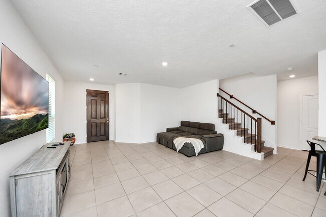 Photo - 23434 Stahl Creeks Ln