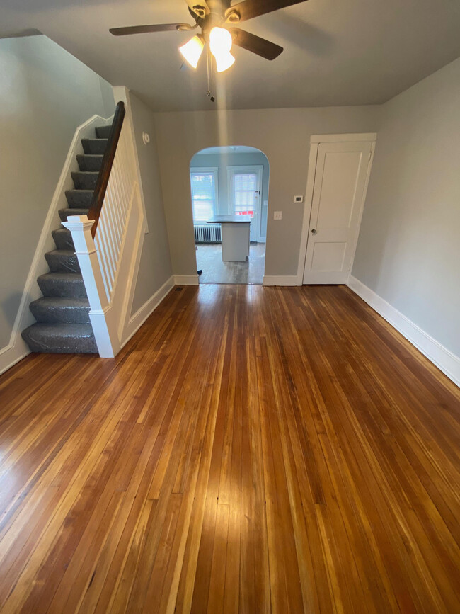 Photo - 568 Reynolds Ave Townhome