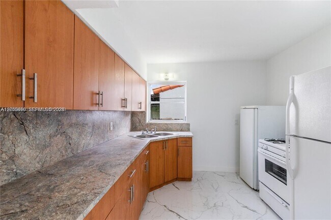 Photo - 40 NW 32nd Ave Unidad A