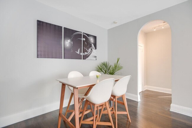 Photo - 148 37th St Unidad D1