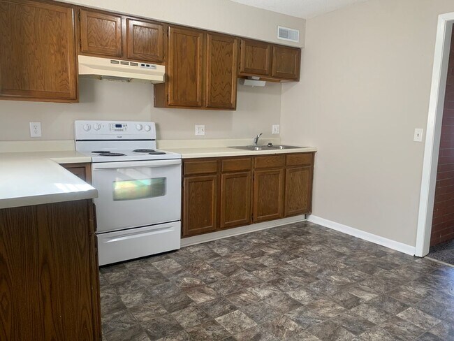 Webster Court Apartments