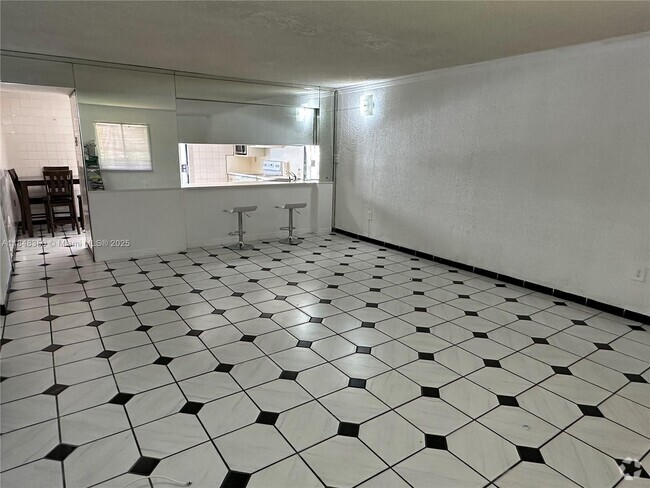 Building Photo - 2190 W 60th St Unit 21101 Rental